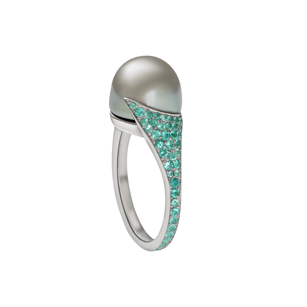 Timeless paraiba ring