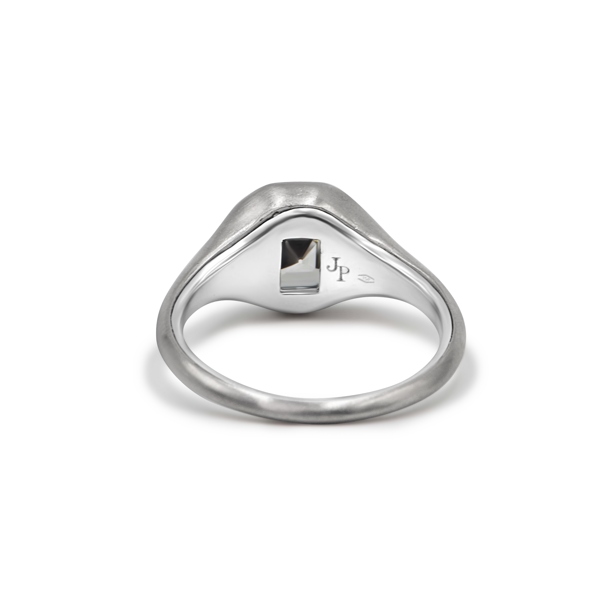 Emerald cut titanium solitair