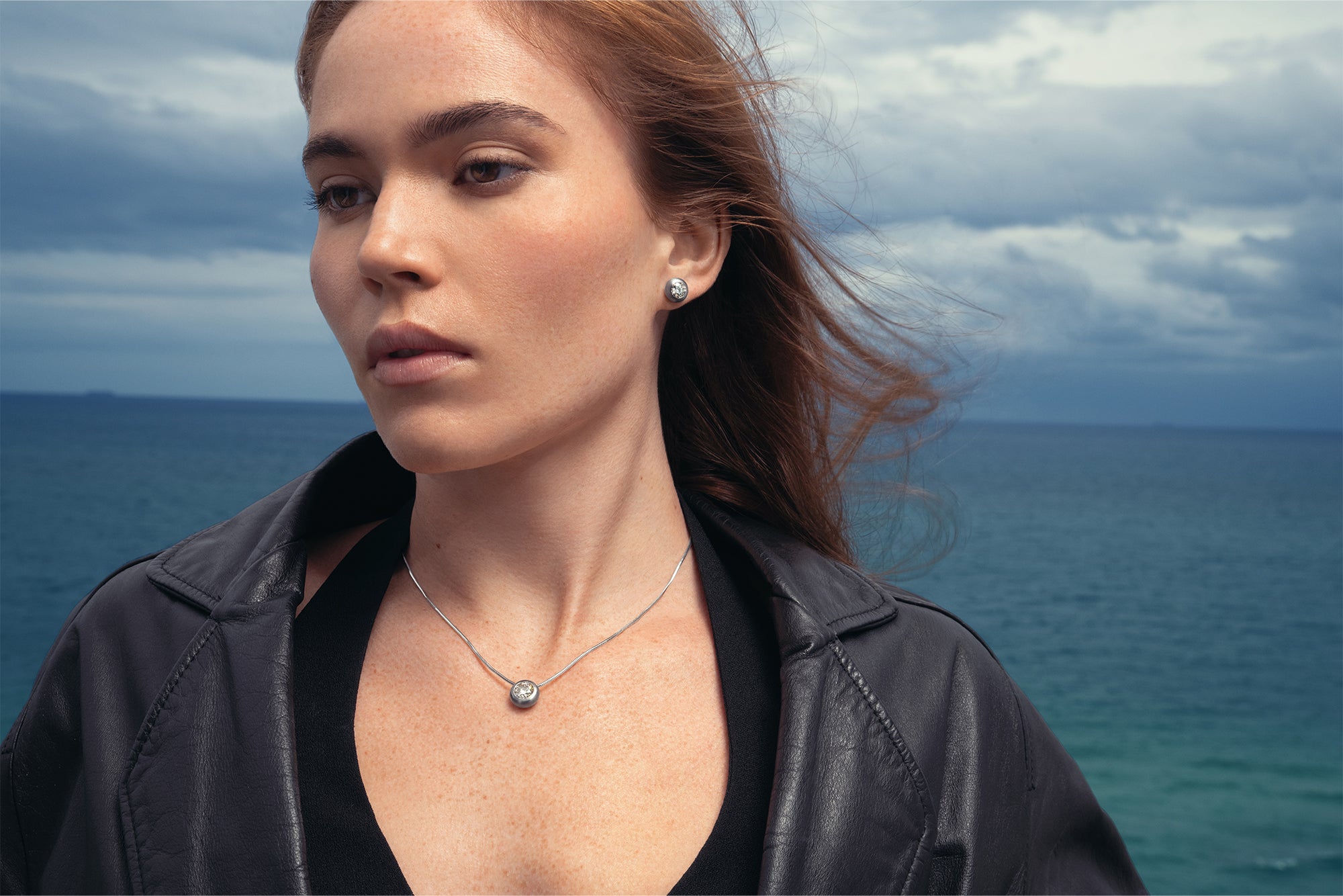 Titanium torus studs